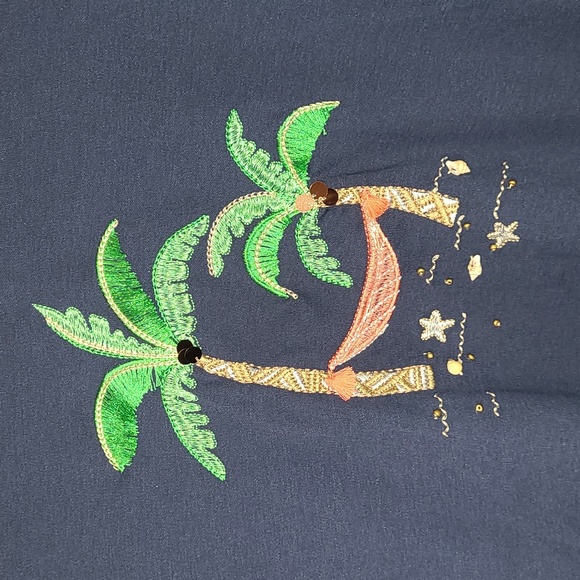 Alfred Dunner Woman Island Hopping Embroidered Design Pullover, Top Size 2X Navy - Picture 5 of 11